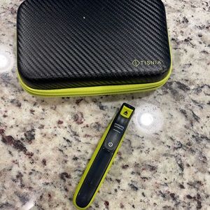 Phillips Norelco 1 blade trimmer